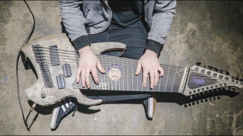 Blogger makes track on 18-string guitar