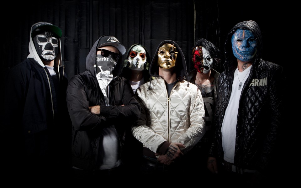 Photo is taken from product.yesky.com &mdash; Visitors of Hollywood Undead show were searched by police